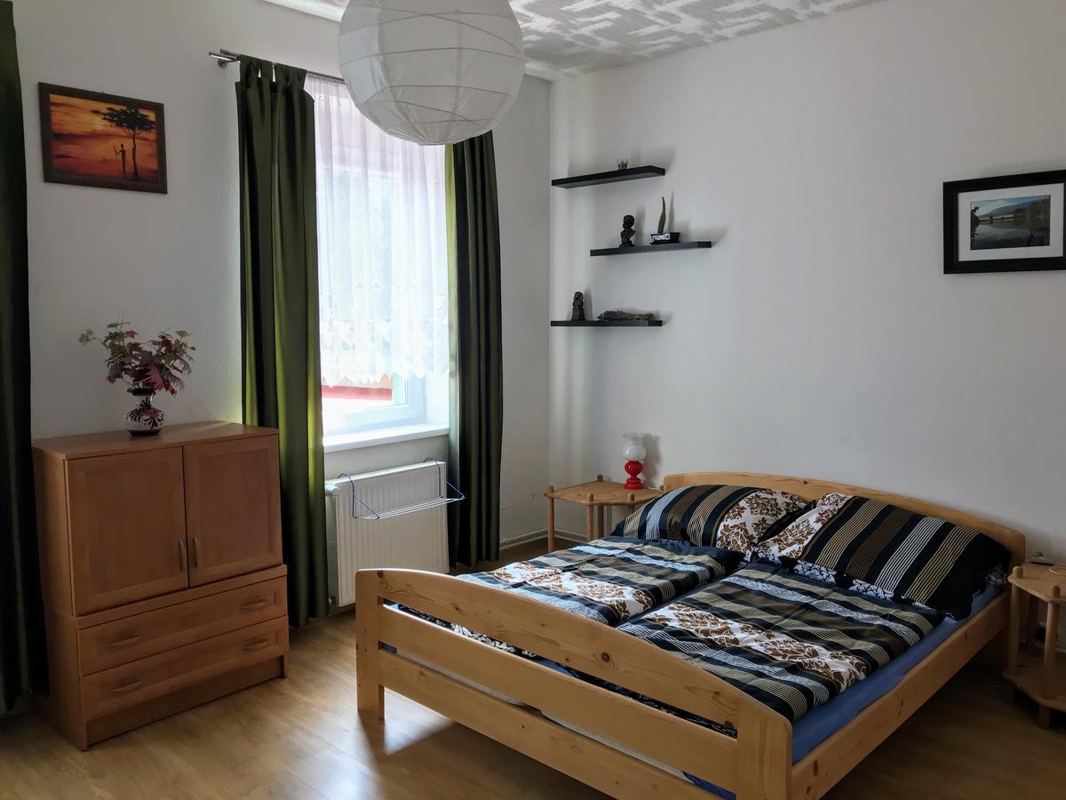 Ubytovani Janina Apartment Broumov Bagian luar foto